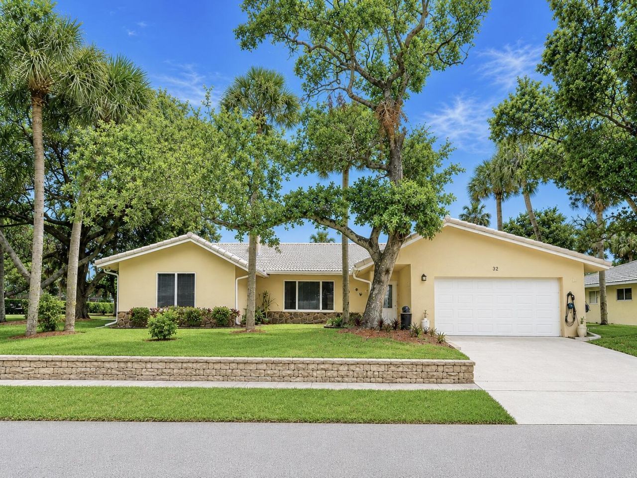32 SW 14th Avenue, Boca Raton, FL 33486 Photo