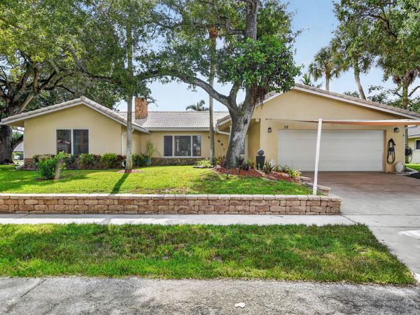 32 SW 14TH Avenue, Boca Raton, FL 33486