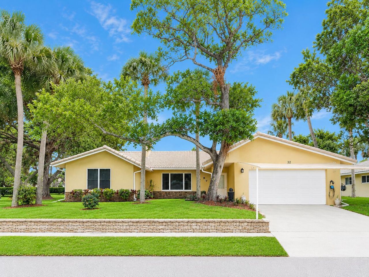 32 SW 14th Avenue, Boca Raton, FL 33486 Photo