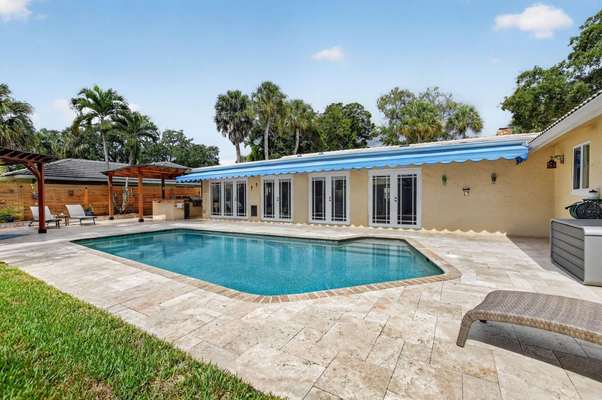 32 SW 14th Avenue, Boca Raton, FL 33486 Photo