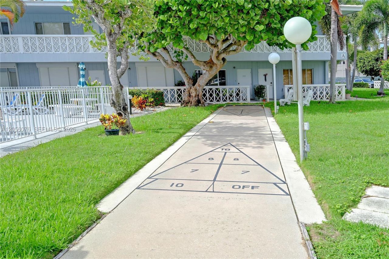 2170 NE 51 Ct , Unit B6, Fort Lauderdale, FL 33308 Photo