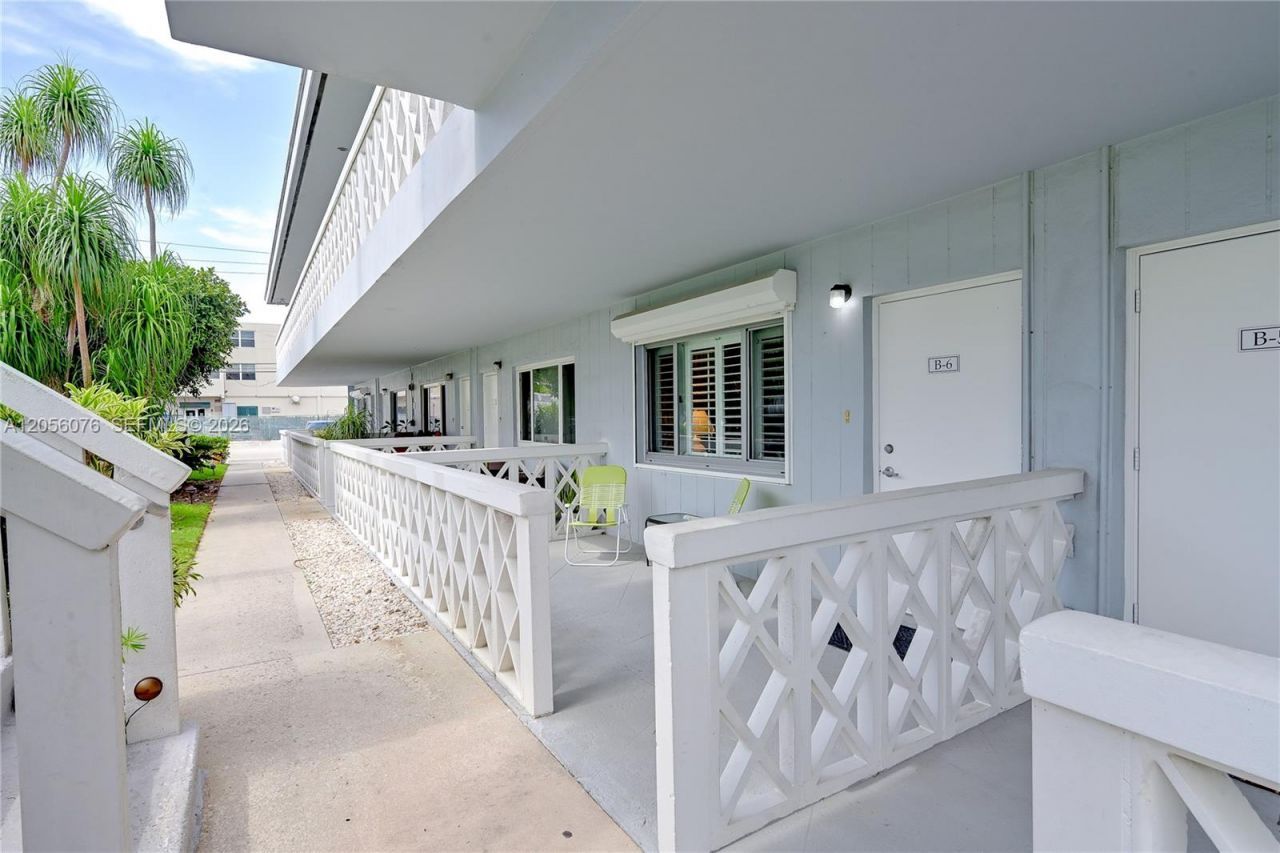 2170 NE 51 Ct , Unit B6, Fort Lauderdale, FL 33308 Photo
