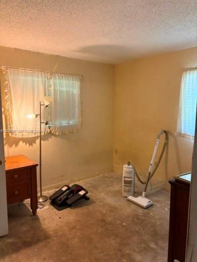 9590 SW 19th St , Miami, FL 33165 Photo