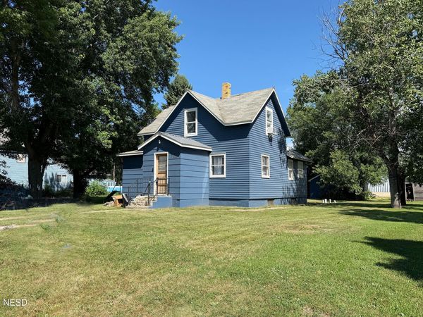 706 SHANNON STREET, Wallace, SD 57272