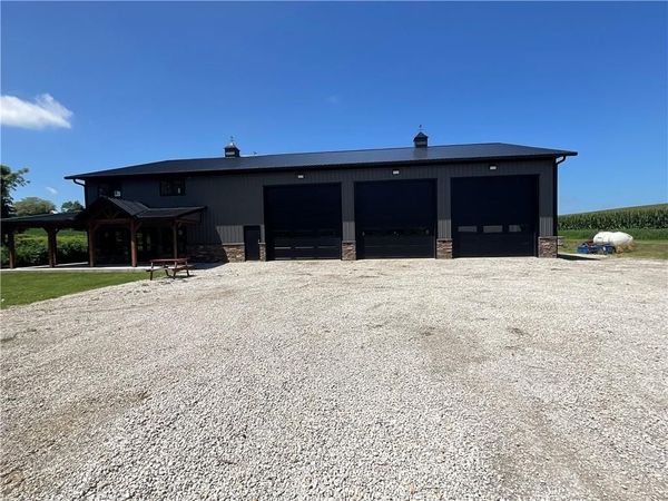 19383 Bottomview Road, Lexington, MO 64067