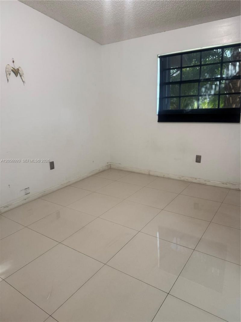 10010 Hammocks Blvd , Unit 203-2, Miami, FL 33196 Photo