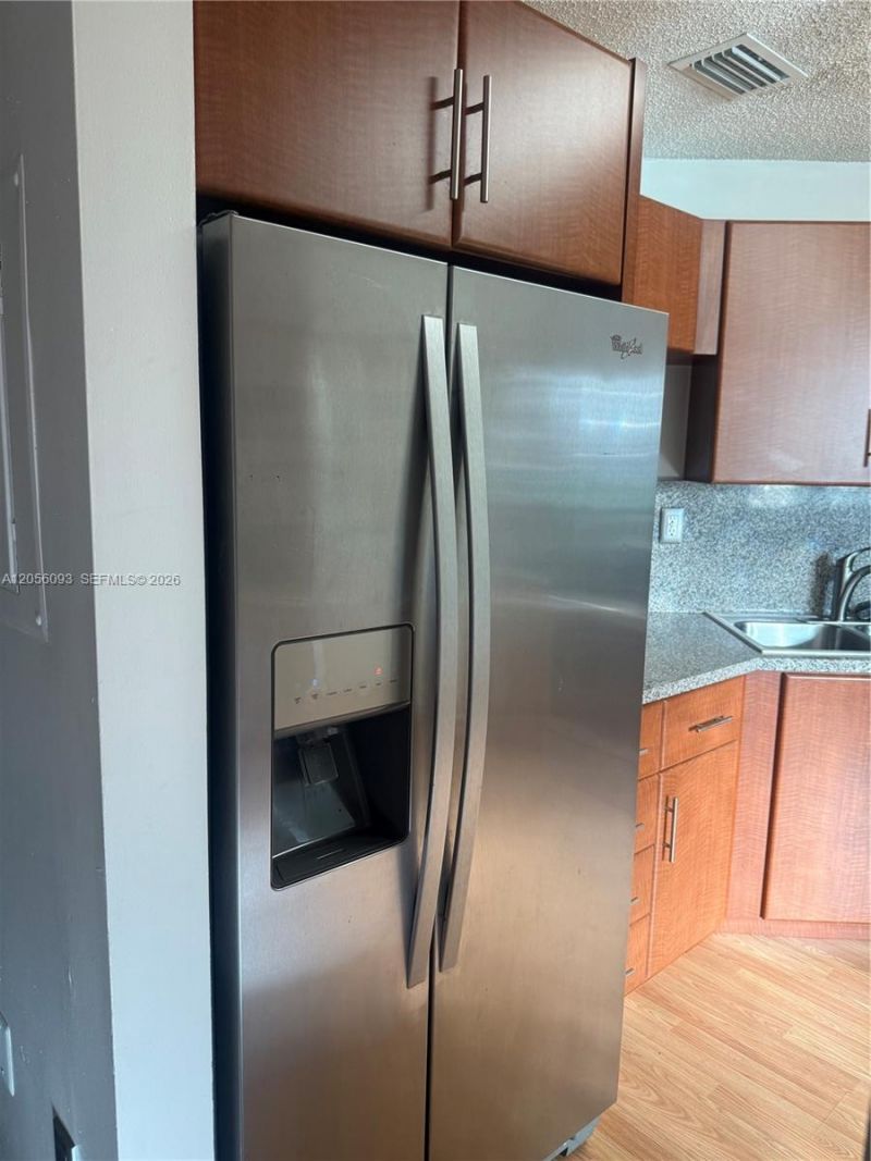 10010 Hammocks Blvd , Unit 203-2, Miami, FL 33196 Photo