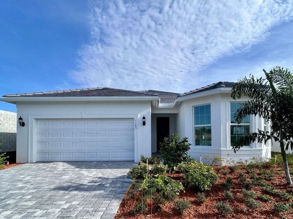 1185 Haven Circle, Unit Palmary 25, Vero Beach, FL 32960