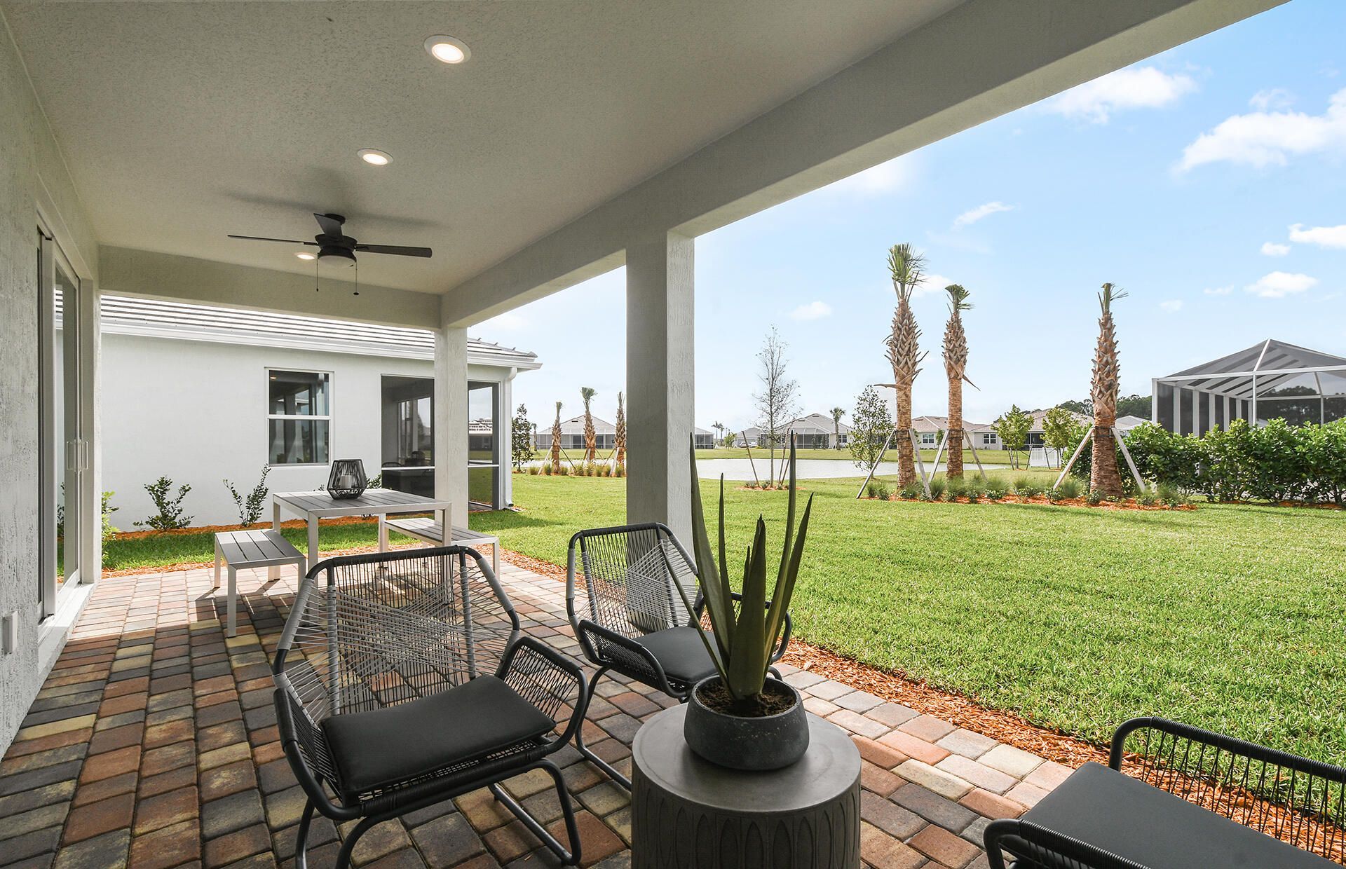 1185 Haven Circle, Unit Palmary 25, Vero Beach, FL 32960 Photo