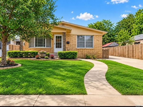 255 THOMPSON PL, San Antonio, TX 78225