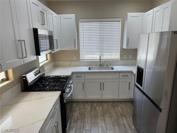 8218 Sierra Cascade Court , Las Vegas, NV 89117