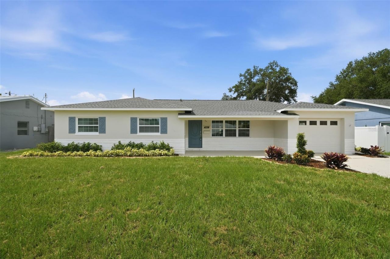 6220 27th Avenue N, Saint Petersburg, FL 33710 Main Photo