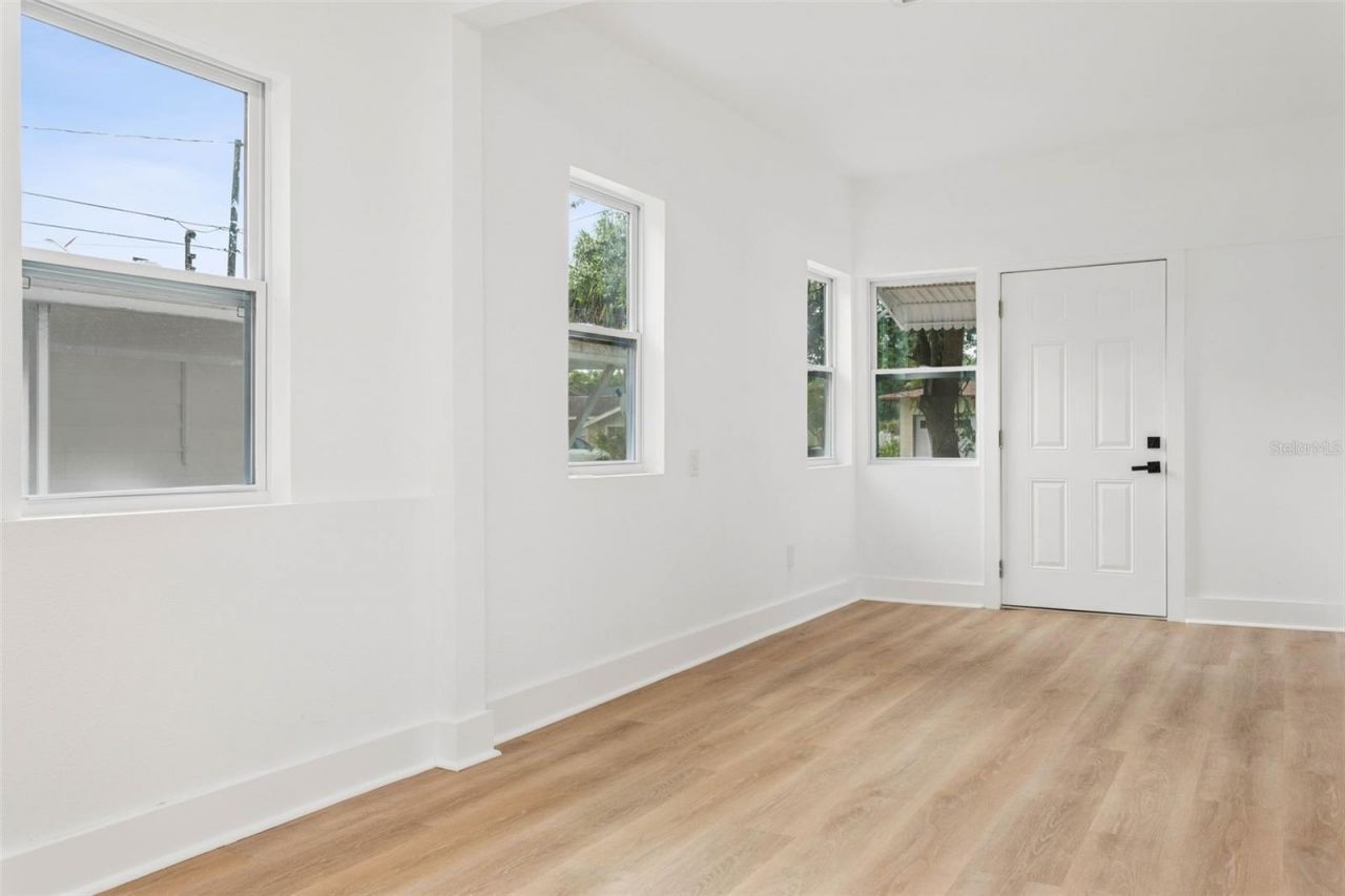 4660 7th Avenue N, Saint Petersburg, FL 33713 Photo