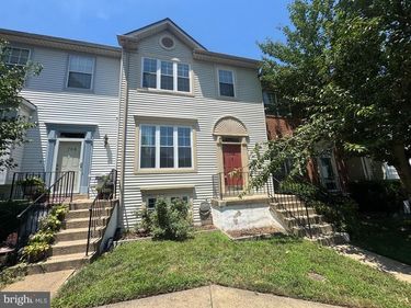 704 STAFFORD GLEN COURT, STAFFORD, VA 22554