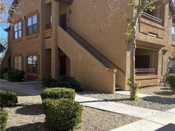 8250 N Grand Canyon Drive , Unit 1081, Las Vegas, NV 89166