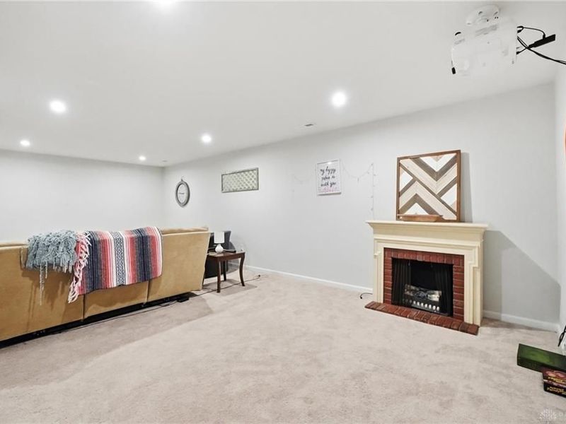 9031 Lakeside Street, Tipp City, OH 45371 Photo 66