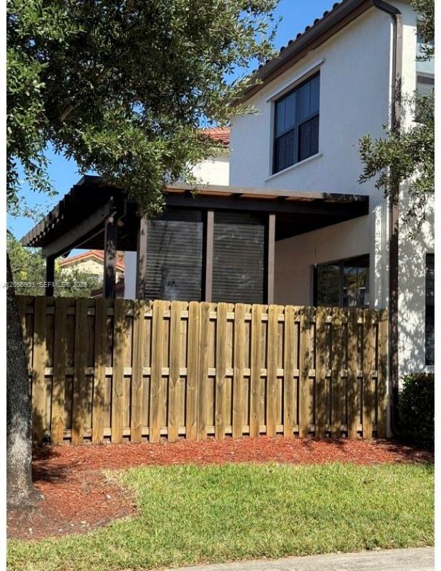 7022 NW 102nd Pl, Doral, FL 33178 Photo