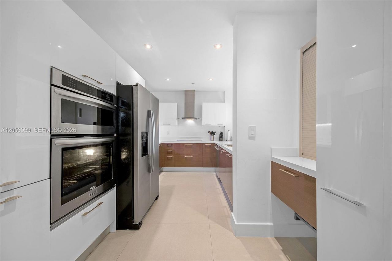Please Call For Address, Unit 827, Key Biscayne, FL 33149 Photo