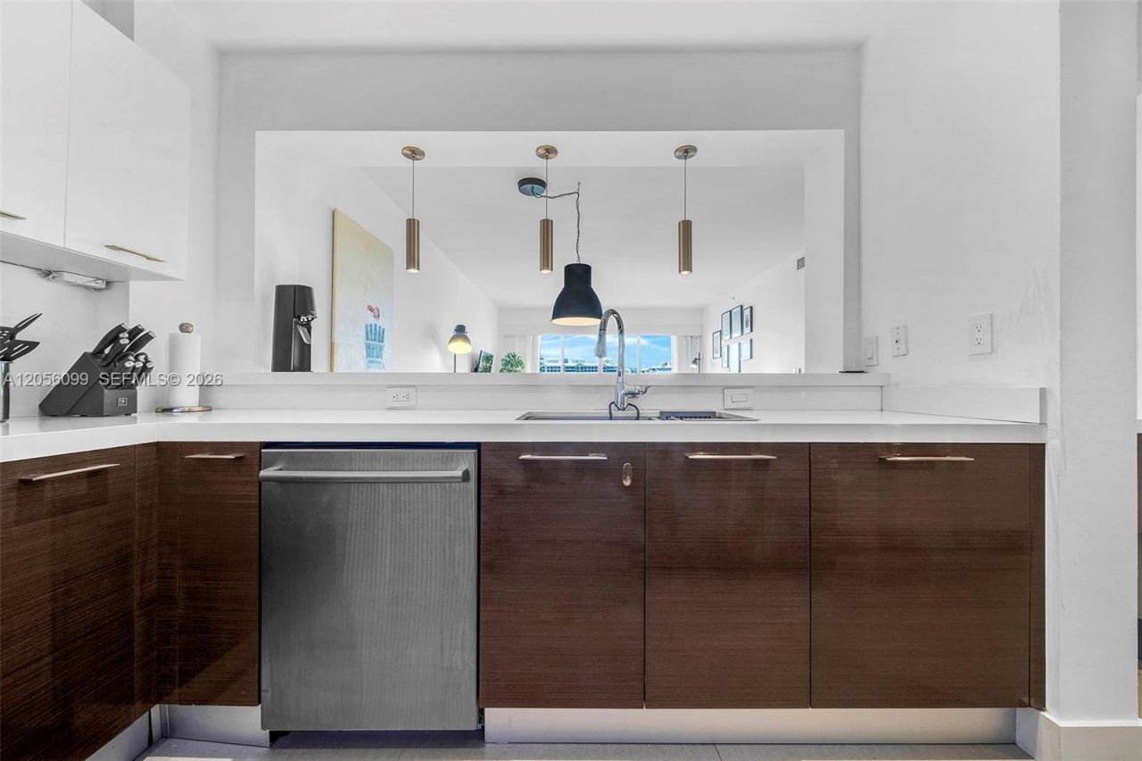 Please Call For Address, Unit 827, Key Biscayne, FL 33149 Photo