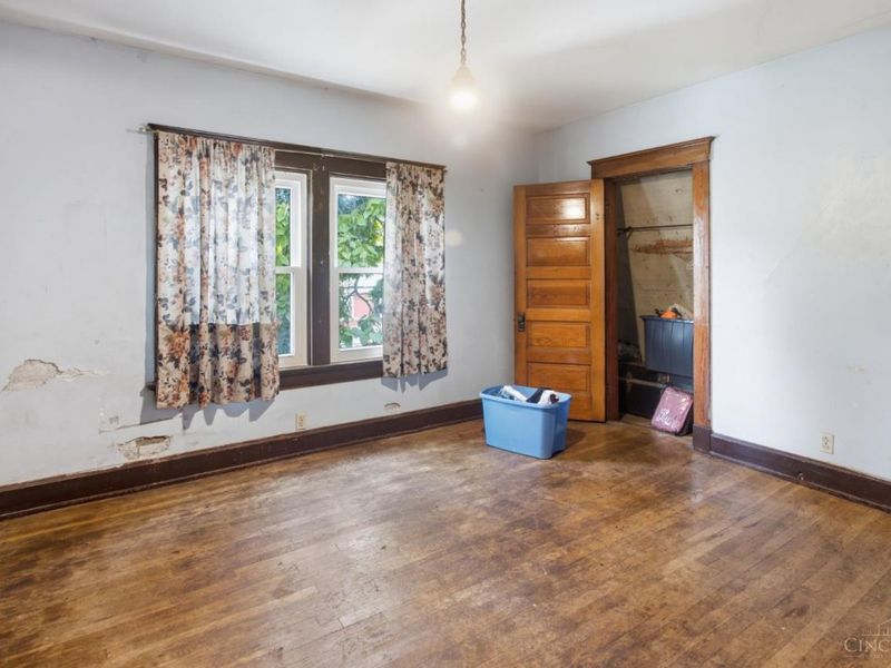 2035 Burnet Avenue, Cincinnati, OH 45219 Photo 17