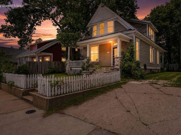 531 E Division Street , Springfield, MO 65803