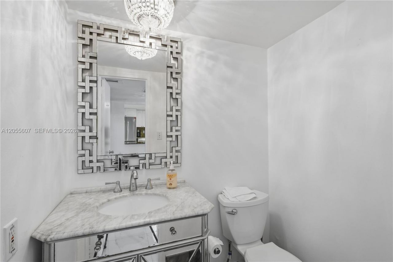 5151 Collins Ave , Unit 1027, Miami Beach, FL 33140 Photo