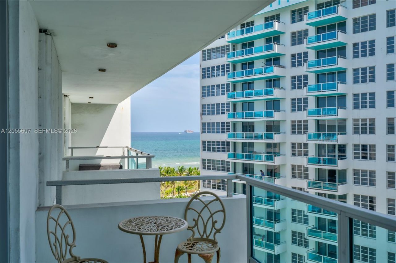 5151 Collins Ave , Unit 1027, Miami Beach, FL 33140 Photo