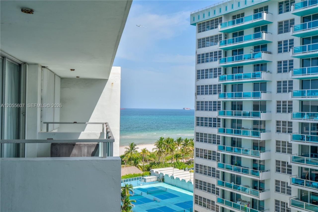 5151 Collins Ave , Unit 1027, Miami Beach, FL 33140 Photo