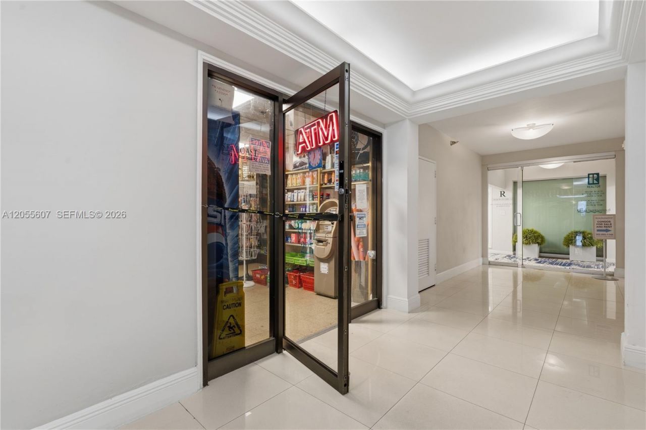 5151 Collins Ave , Unit 1027, Miami Beach, FL 33140 Photo