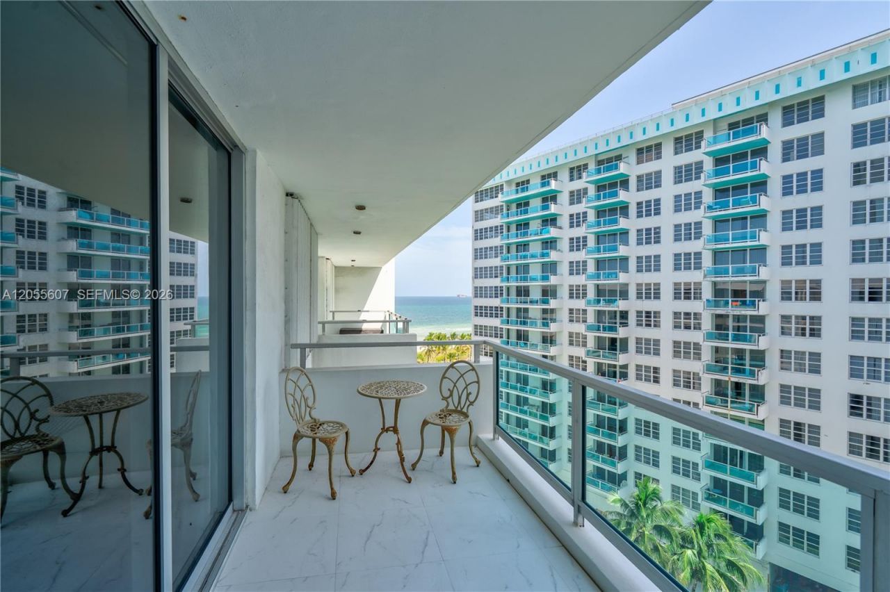 5151 Collins Ave , Unit 1027, Miami Beach, FL 33140 Photo