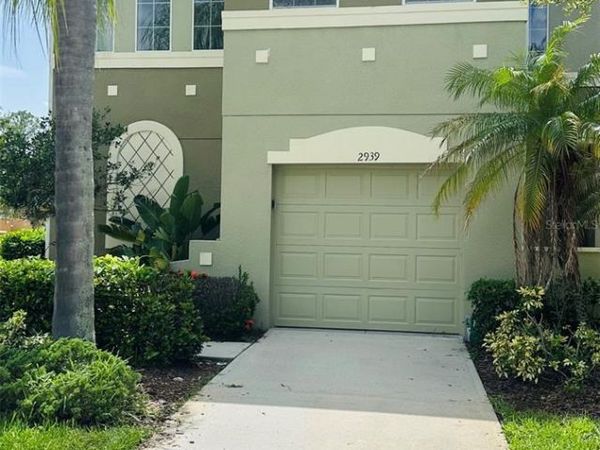 2939 WILLOWLEAF LANE , WESLEY CHAPEL, FL 33544