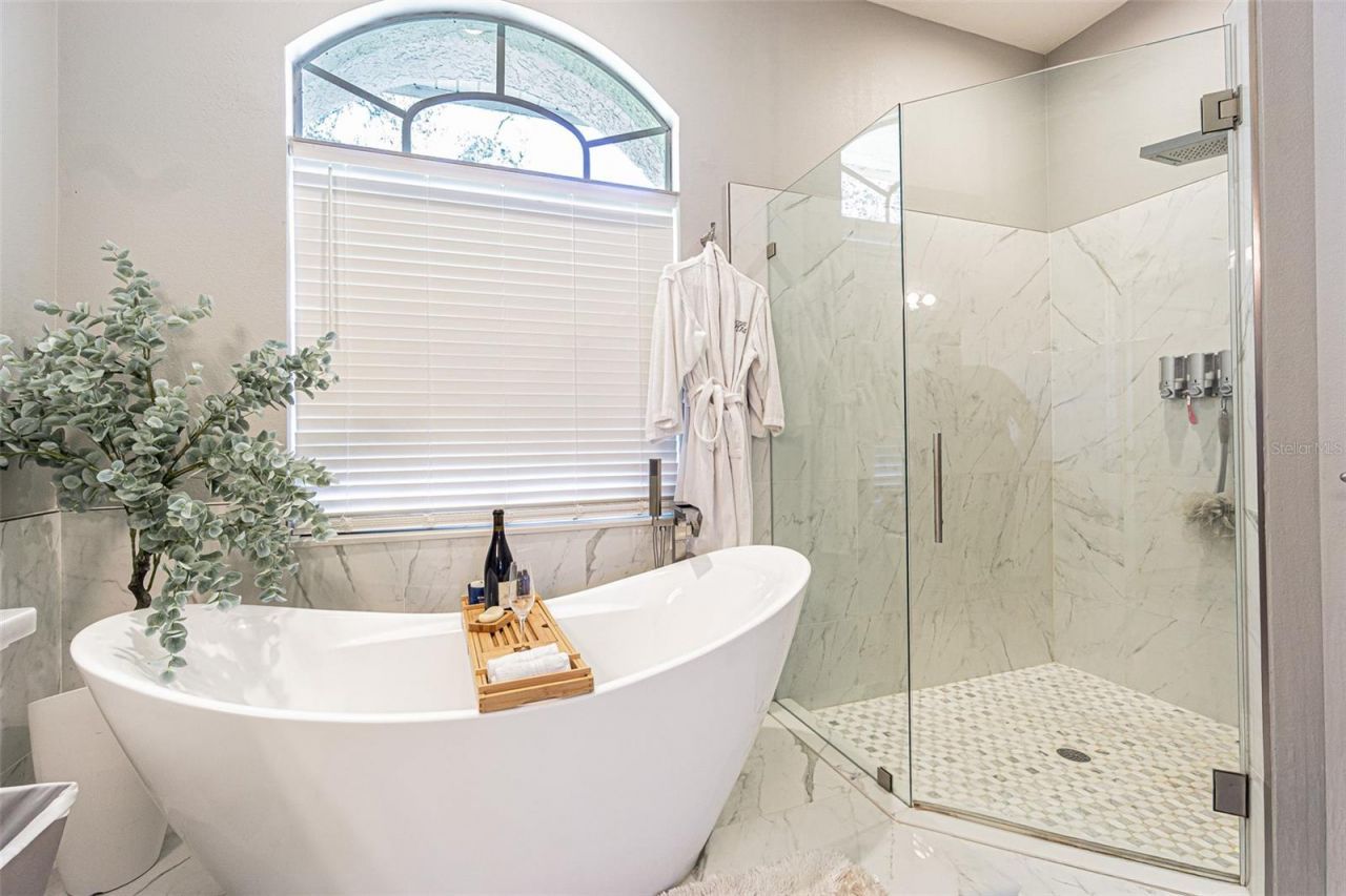 2409 Fox Forest Drive, Lutz, FL 33549 Photo