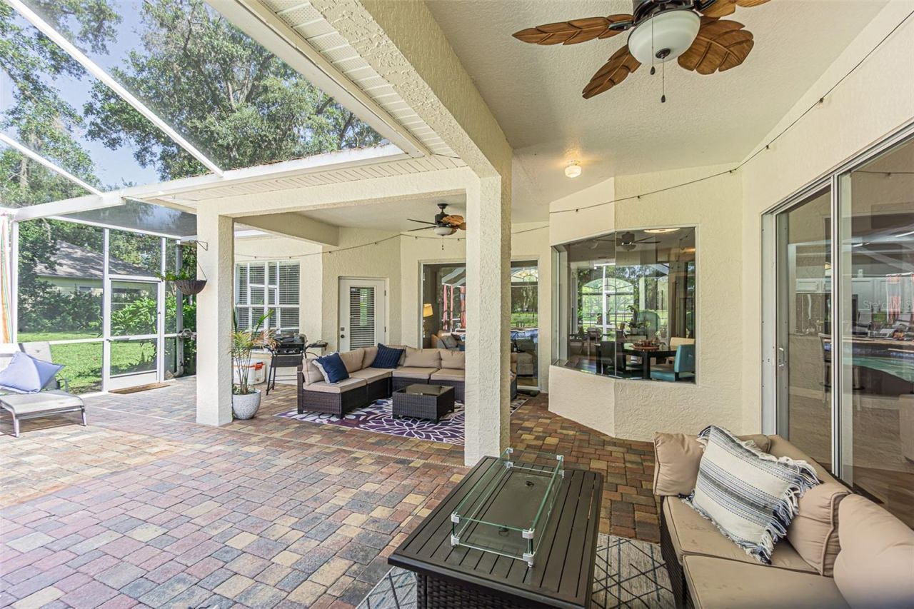2409 Fox Forest Drive, Lutz, FL 33549 Photo