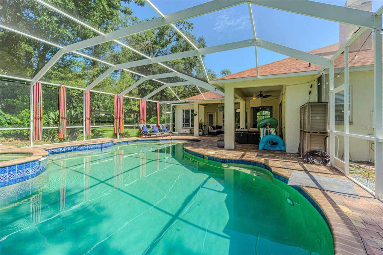 2409 Fox Forest Drive, Lutz, FL 33549 Photo