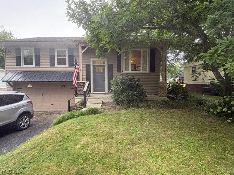 7994 Anderson Avenue NE, Warren, OH 44484 Photo 1