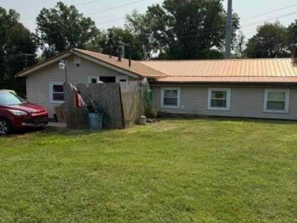 405 N State Street, New Lexington, OH 43764