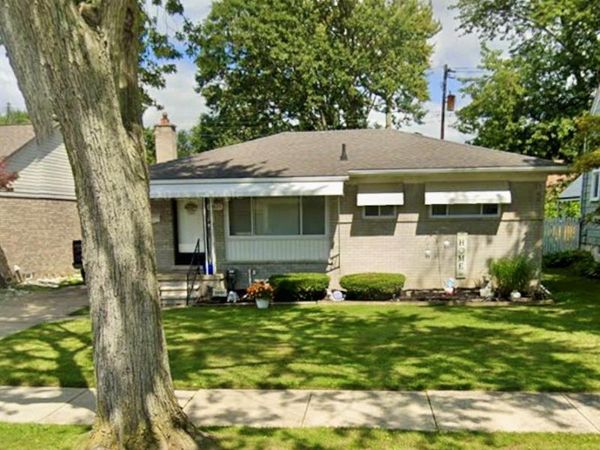 22825 Garfield Street, St. Clair Shores, MI 48082