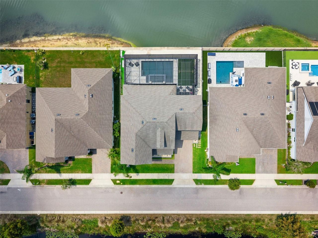 359 Blue Cypress Drive, Groveland, FL 34736 Photo