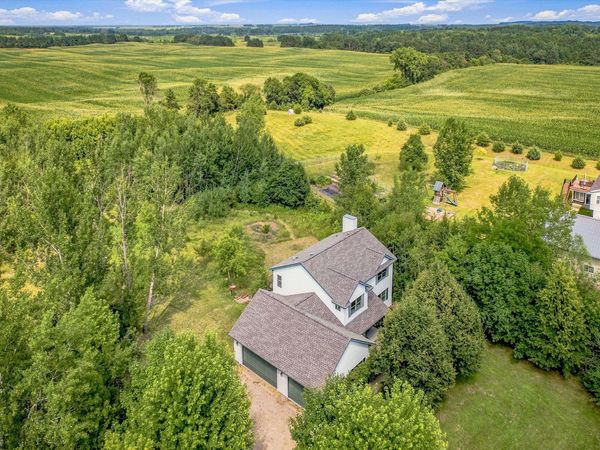 844 Moonbeam Road W, Hudson, WI 54016