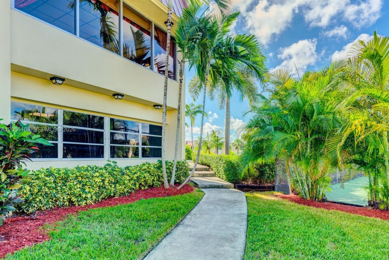 14036 SW 90th Ave , Unit 201-AA, Miami, FL 33176 Photo