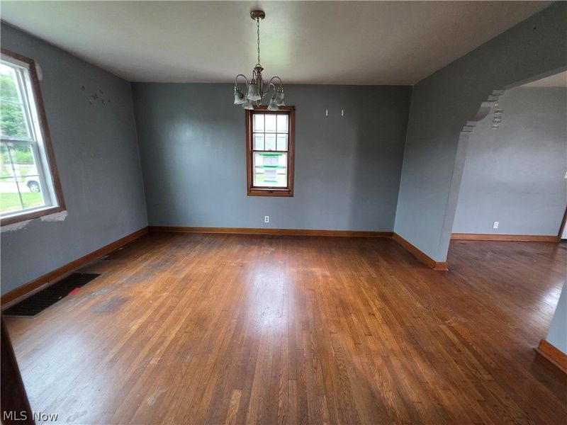 516 Buckeye Street, Tiltonsville, OH 43963 Photo 2