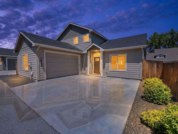 3869 Jackie Ln, Boise, ID 83704