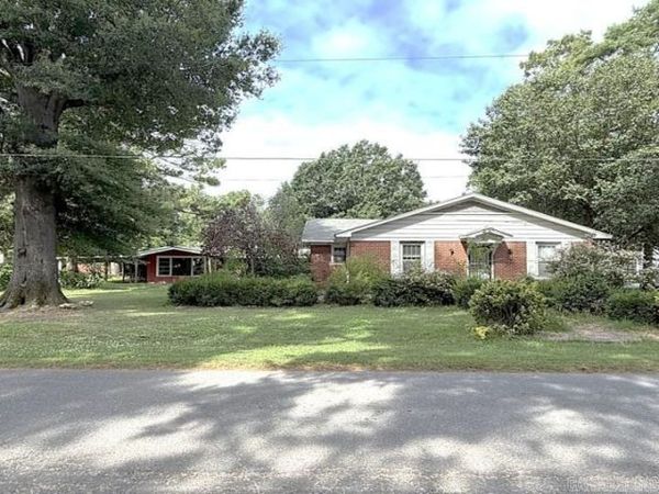 400 E Nichols Street , England, AR 72046