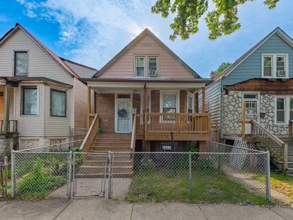 7327 S Carpenter Street , Chicago, IL 60621