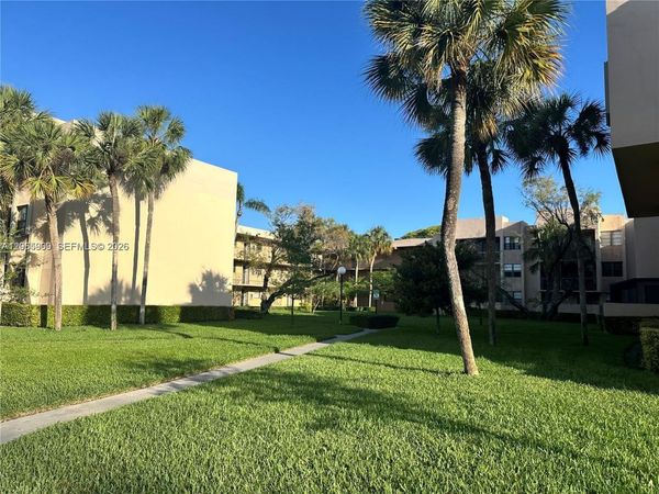 10425 SW 112th Ave , Unit 312, Miami, FL 33176