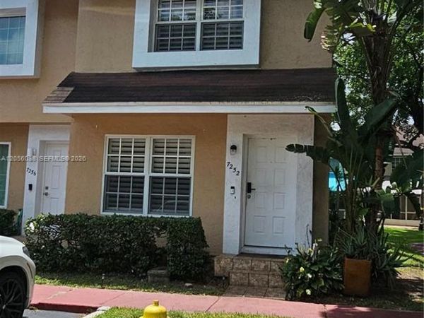 7252 Woodmont Ave , Tamarac, FL 33321