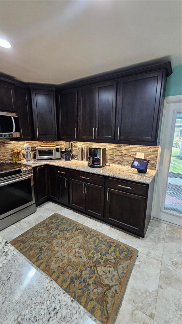 7252 Woodmont Ave , Tamarac, FL 33321 Photo
