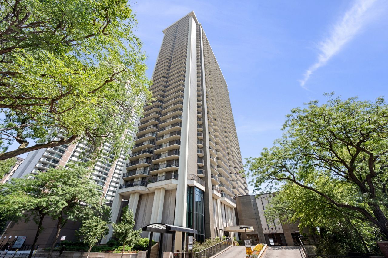 6007 N Sheridan Road, Unit 5J, Chicago, IL 60660 Main Photo