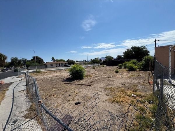 1712 Lewis Ave , Las Vegas, NV 89101