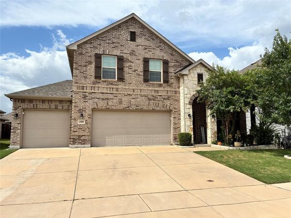 1909 Drover Creek Road , Aubrey, TX 76227